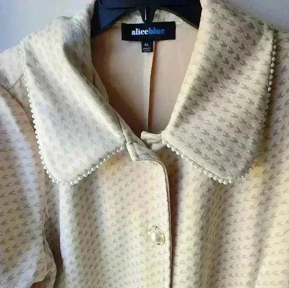 Alice Blue Coat/topper,  Size XL - Picture 2 of 9